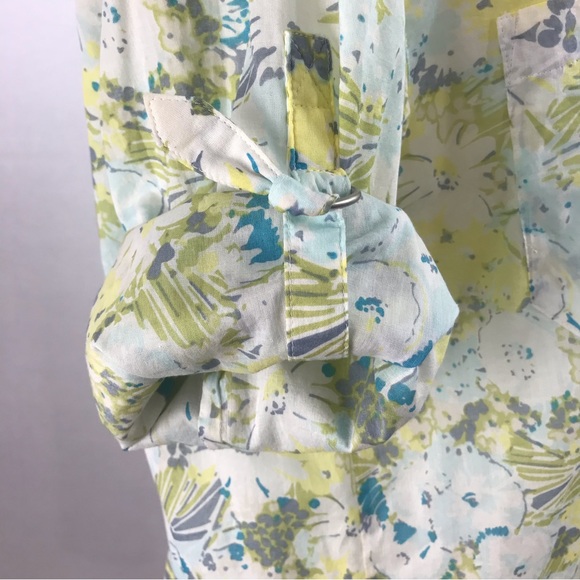 i.e. relaxed 100% Cotton Floral Button Down Roll Sleeve Blouse Size: 8 - Picture 7 of 14